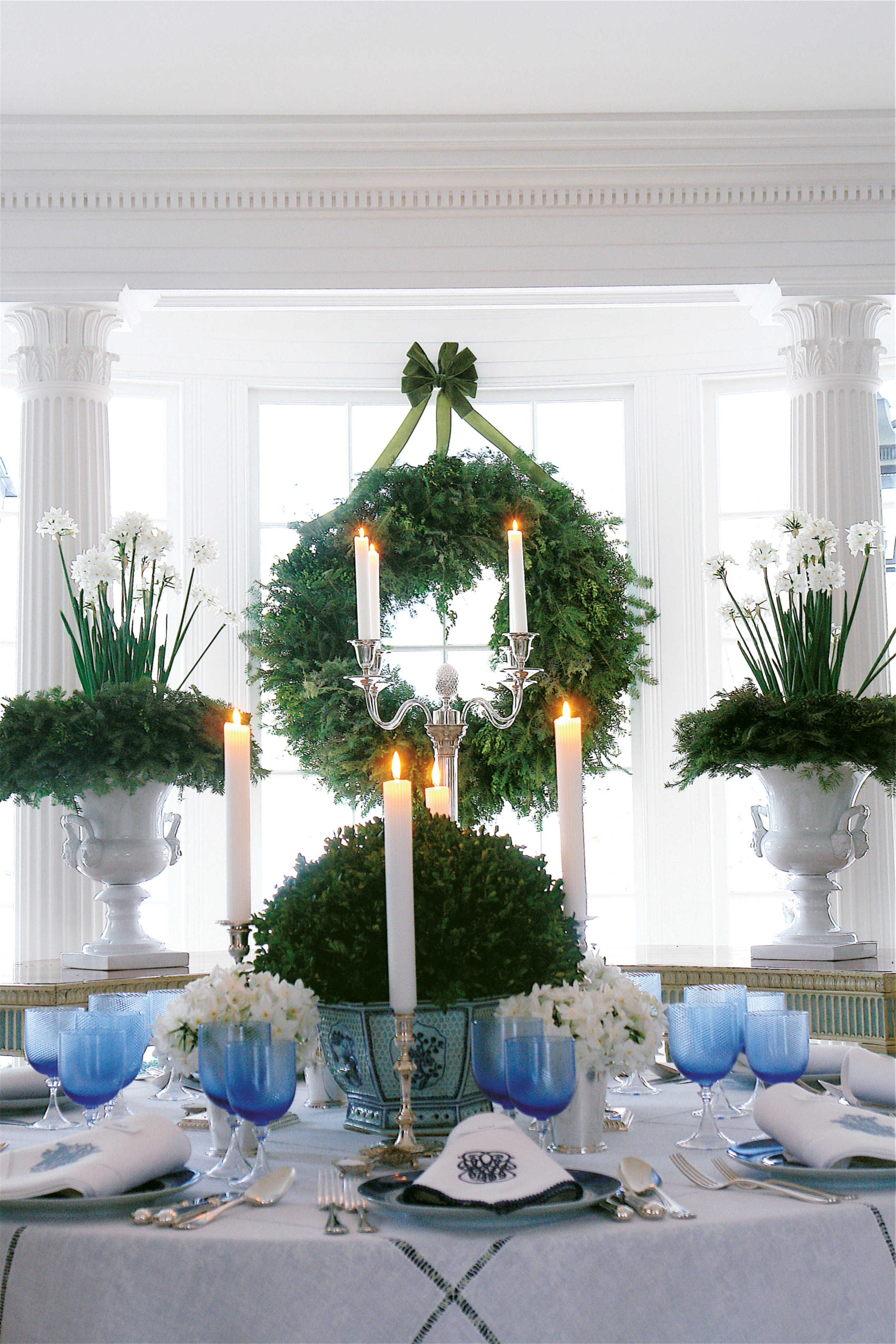 A Passion for Blue and White Roehm, Carolyne 9780767921138 Amazon