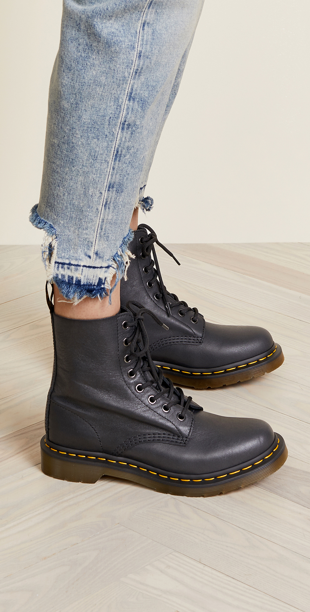 pascal doc martens review