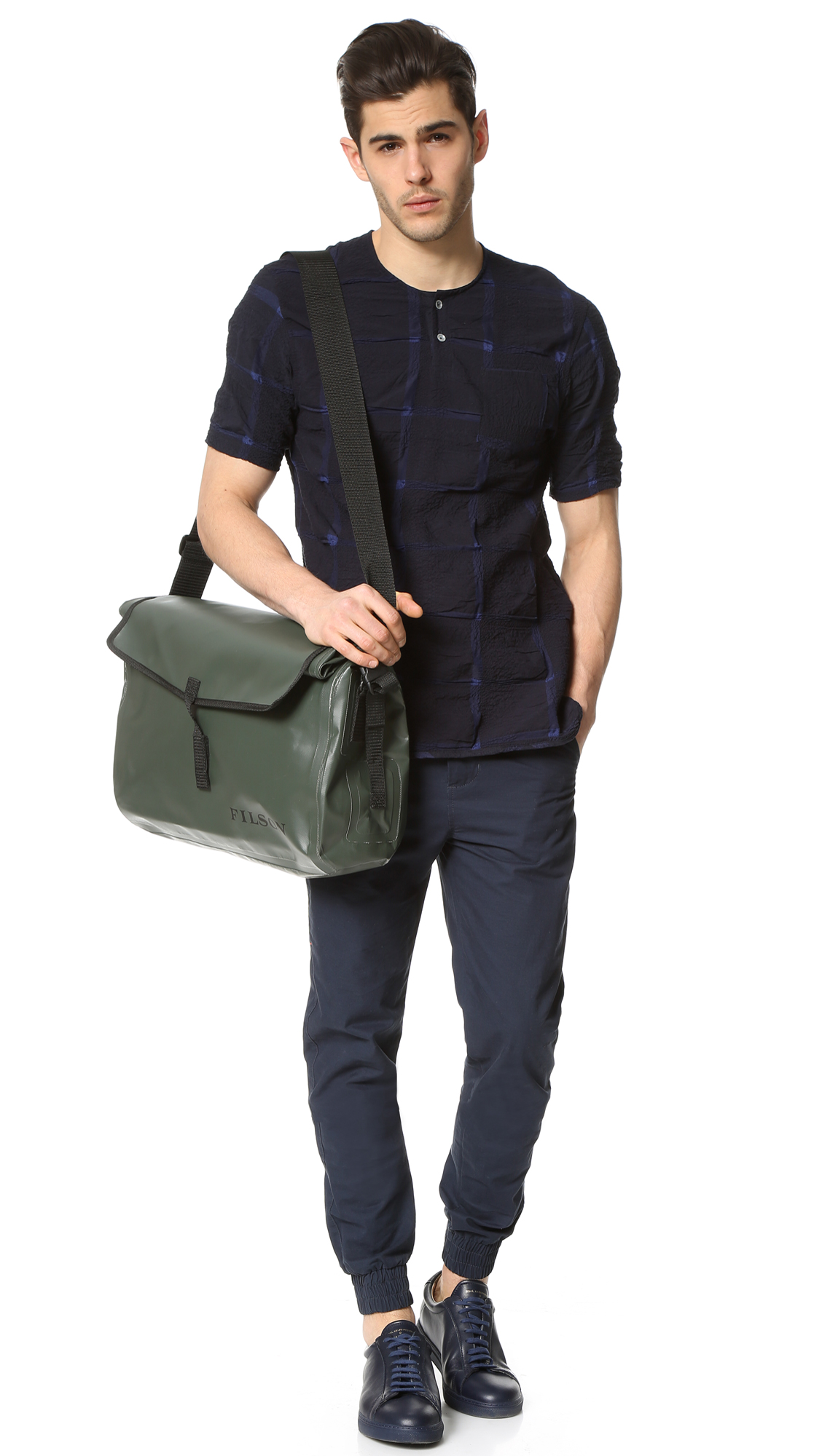 filson dry messenger bag