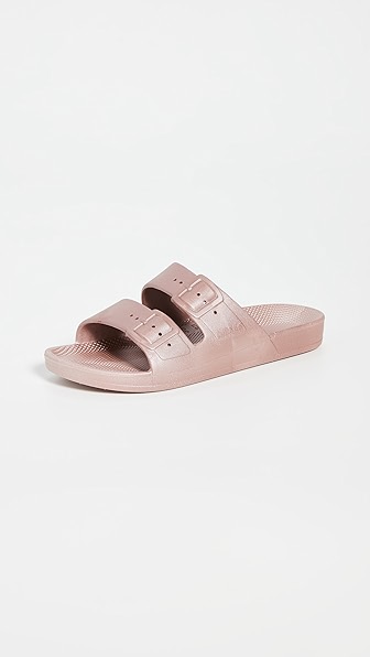 women's plastic slides