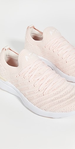 apl canada shoes