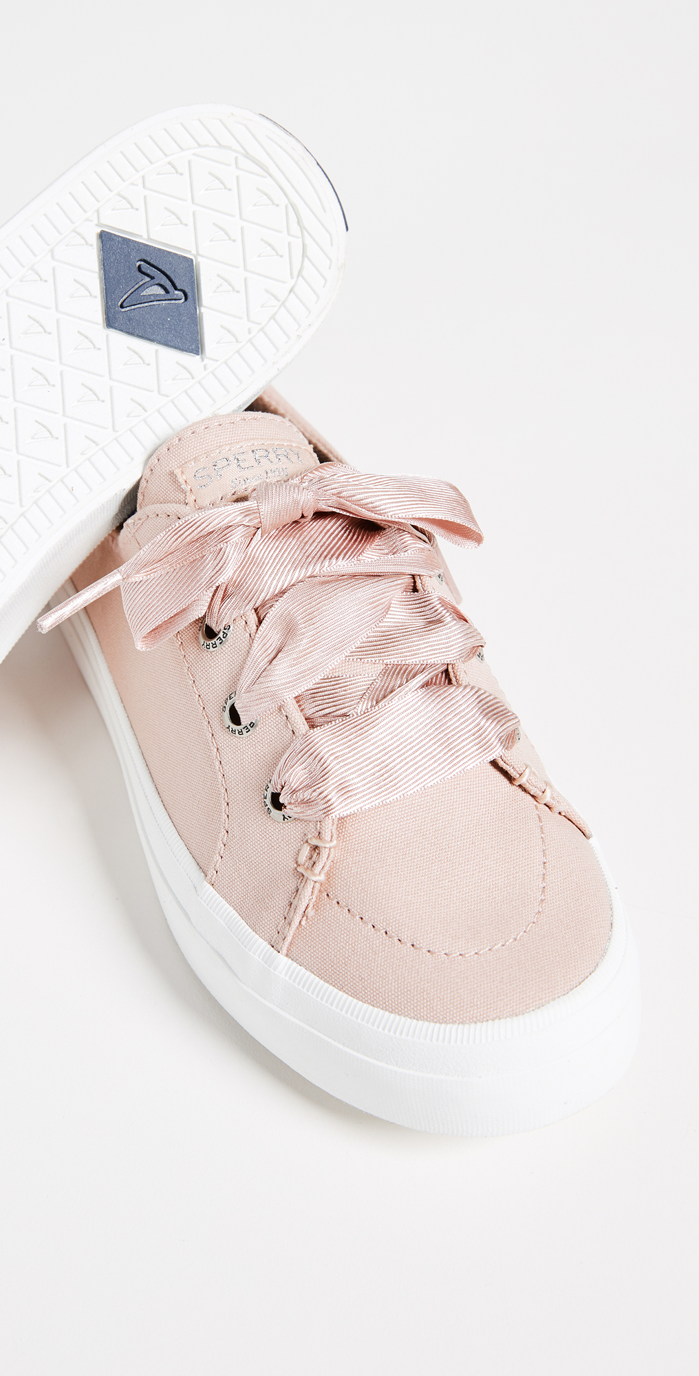 sperry crest vibe satin