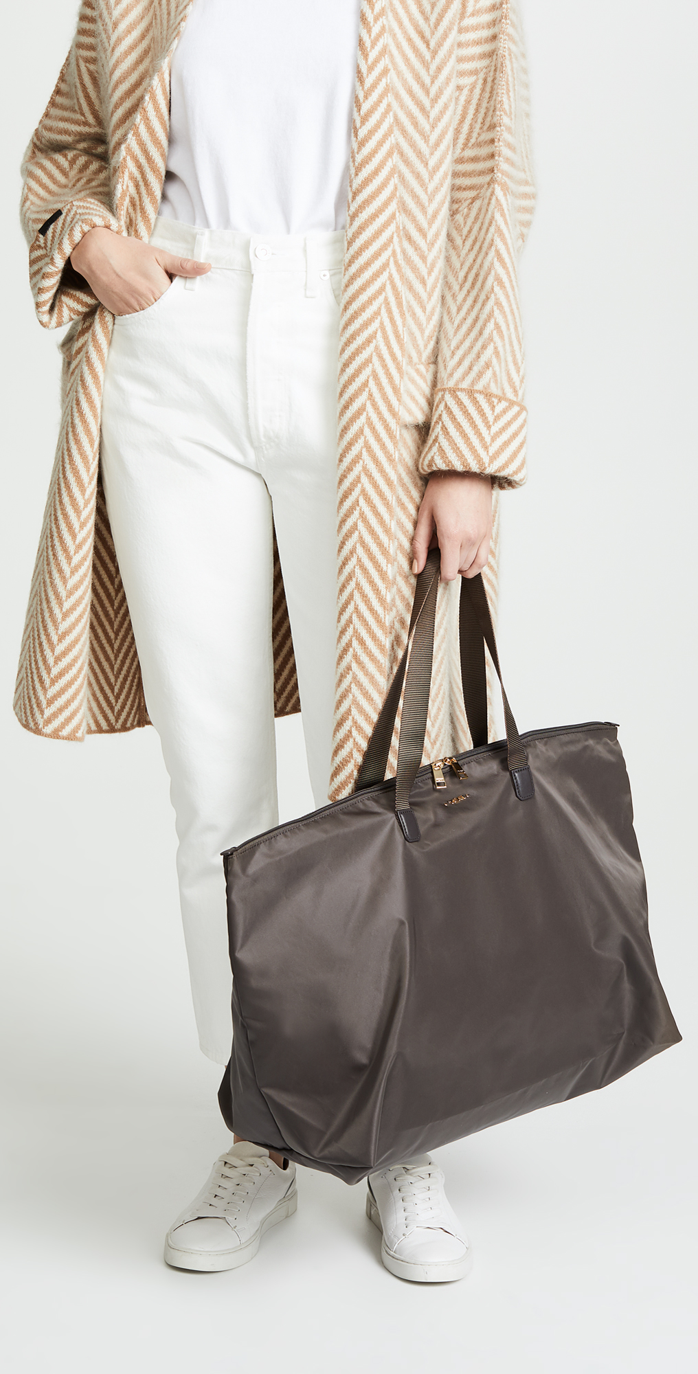 tumi just in case tote