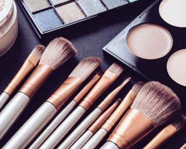 Makeup pallete and brushes