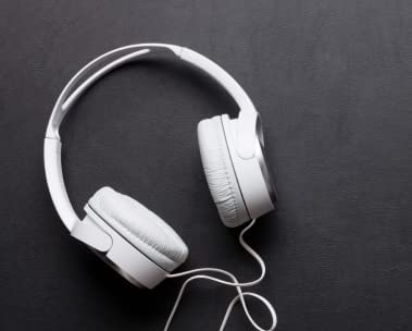 Renewed headphones with a guarantee