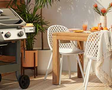 Shop spring into summer