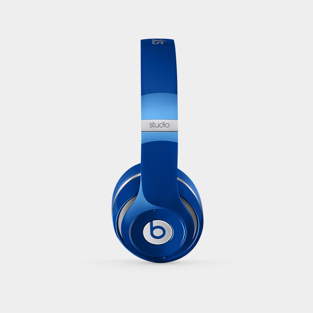 Beats by Dre Studio OverEar Headphones (Blue) New Amazon.ca Electronics