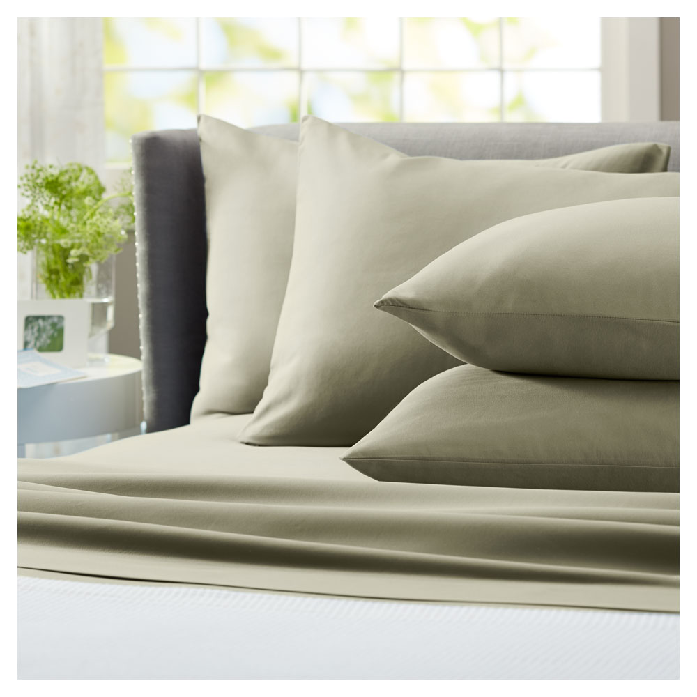 Amazon Brand Pinzon Microfiber Sheet Set, Queen with 4