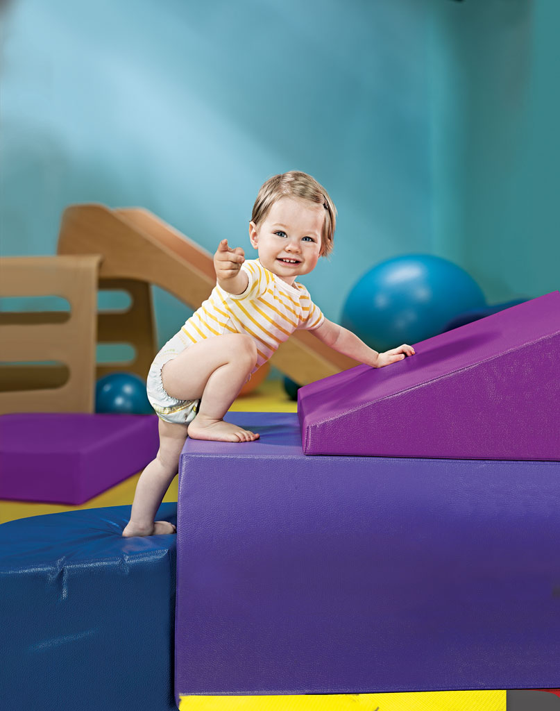 Huggies Snug & Dry Diapers, Size 1, 258 Count Health