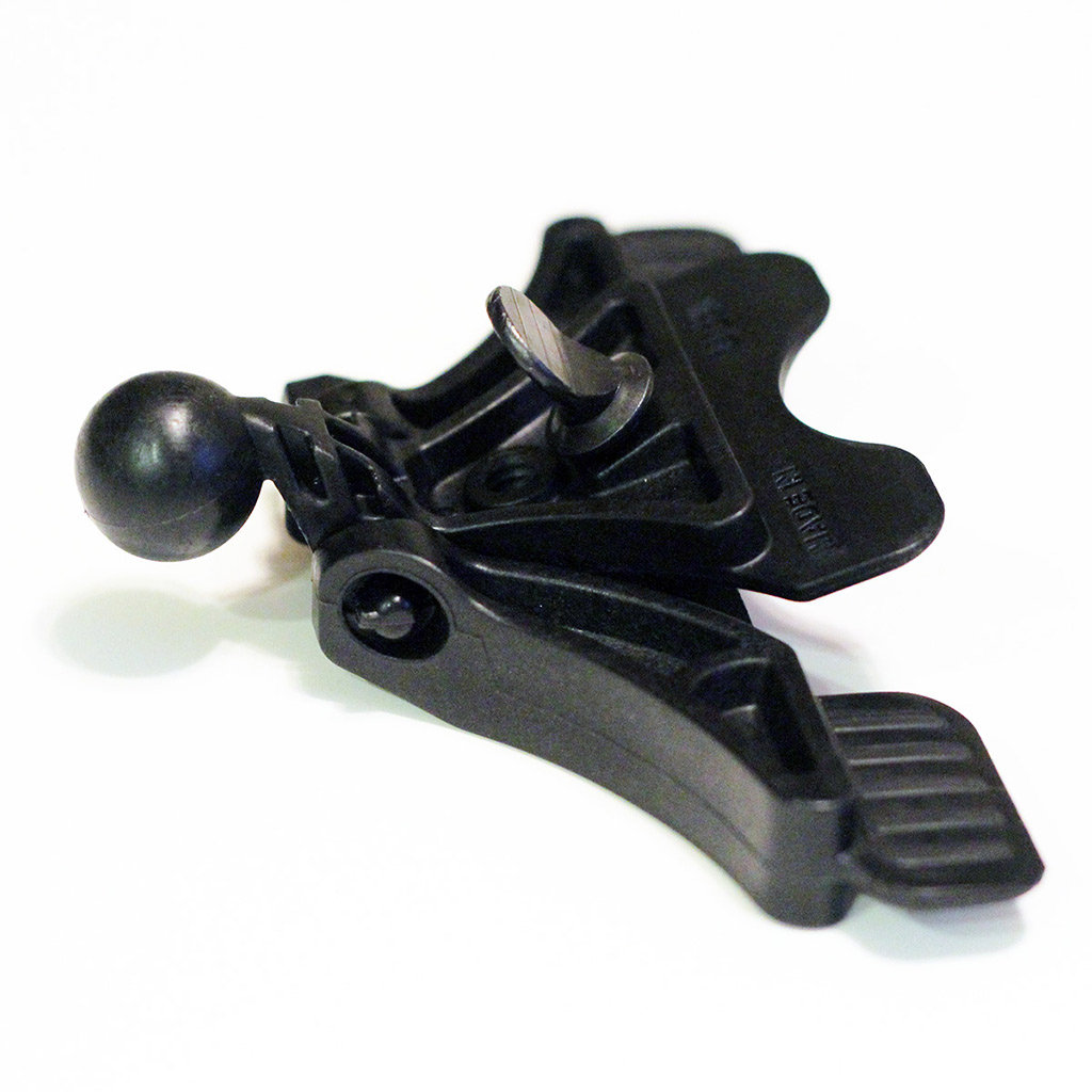 Mountek nGroove CD Slot Mount for Garmin nuvi and