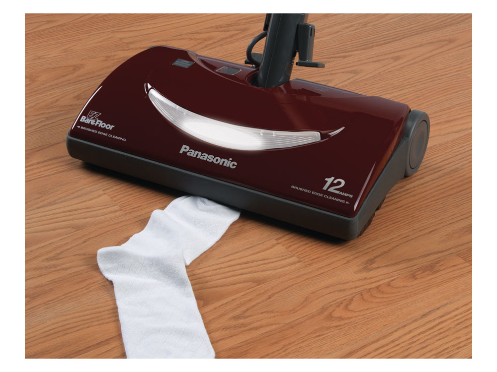 Panasonic MCCG902 Full Size Bag Canister Vacuum Cleaner