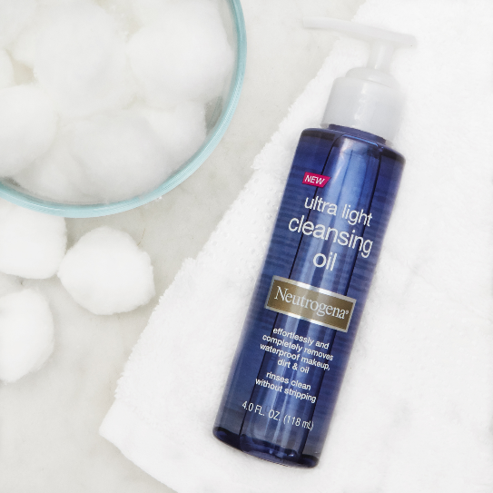 Neutrogena Ultra Light Cleansing Oil, 4 Fl. Oz Beauty
