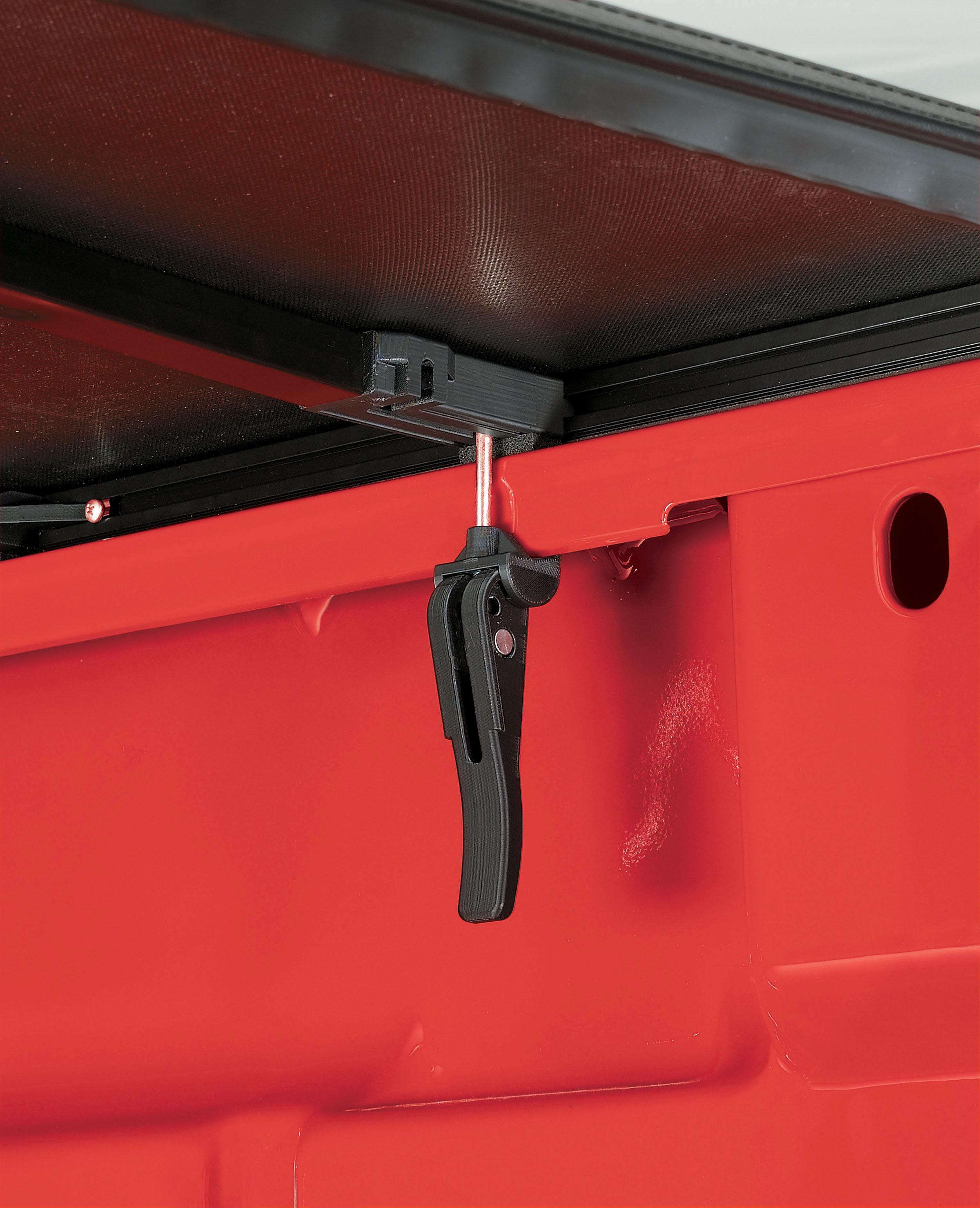 Lund 95872 Genesis Elite TriFold Tonneau Cover Automotive