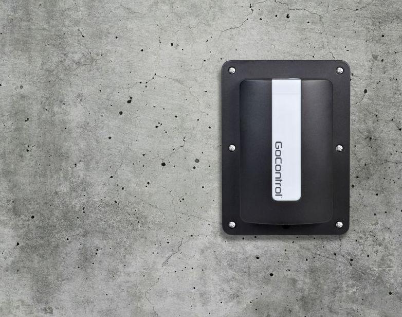 GoControl/Linear GD00Z4 ZWave Garage Door Opener Remote Controller