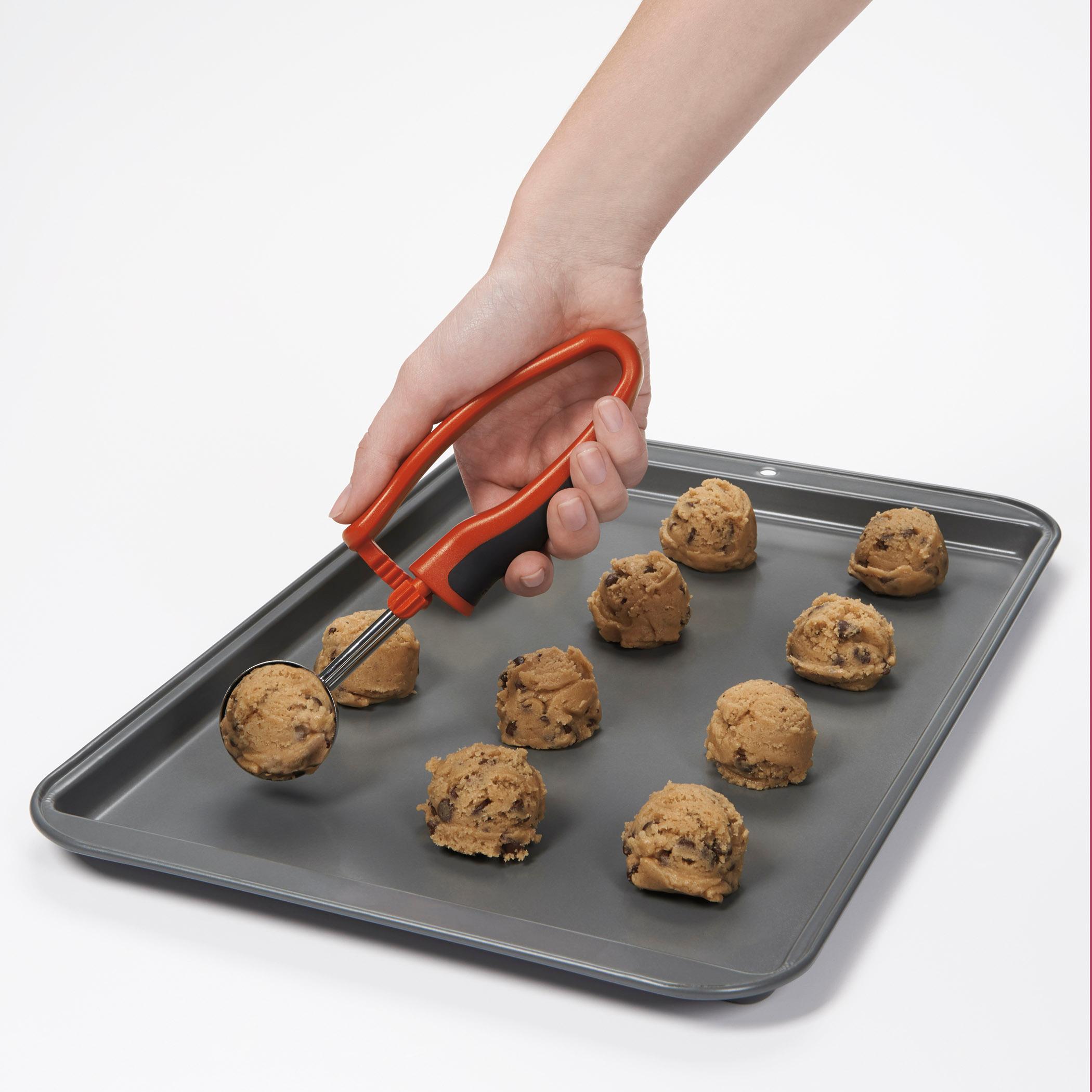 OXO Good Grips Medium Cookie Scoop Cookie Stamps Kitchen