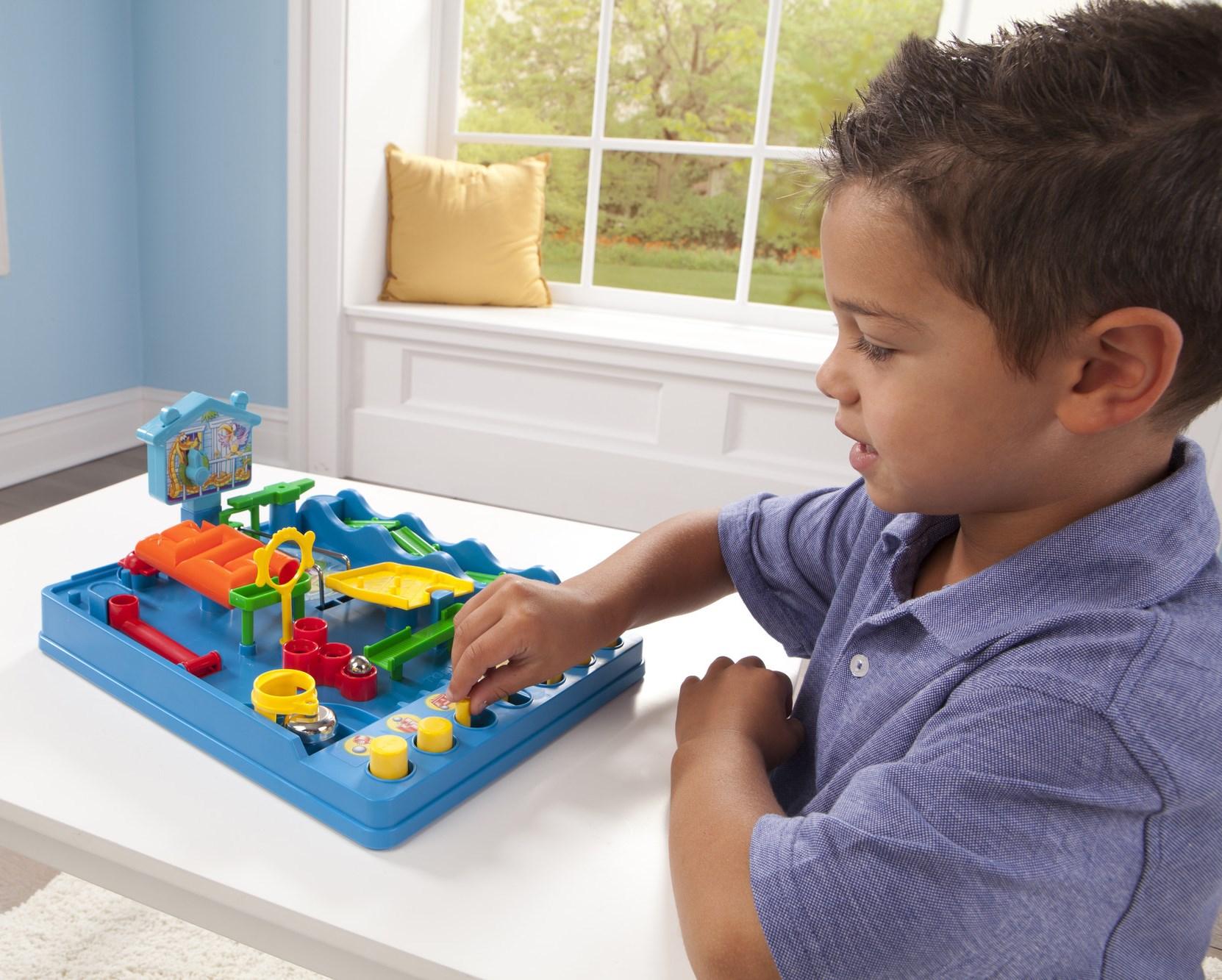 TOMY Screwball Scramble Game Toys & Games