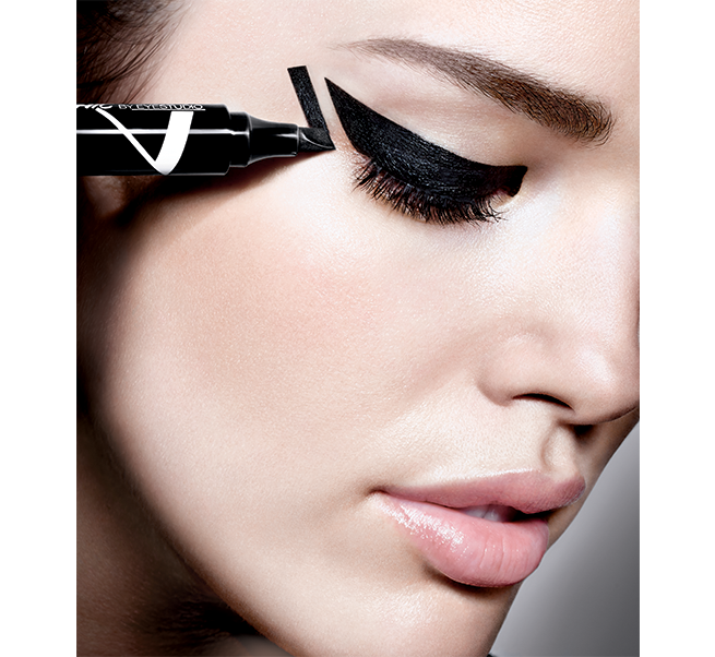 Maybelline New York Eye Studio Master Graphic Liquid