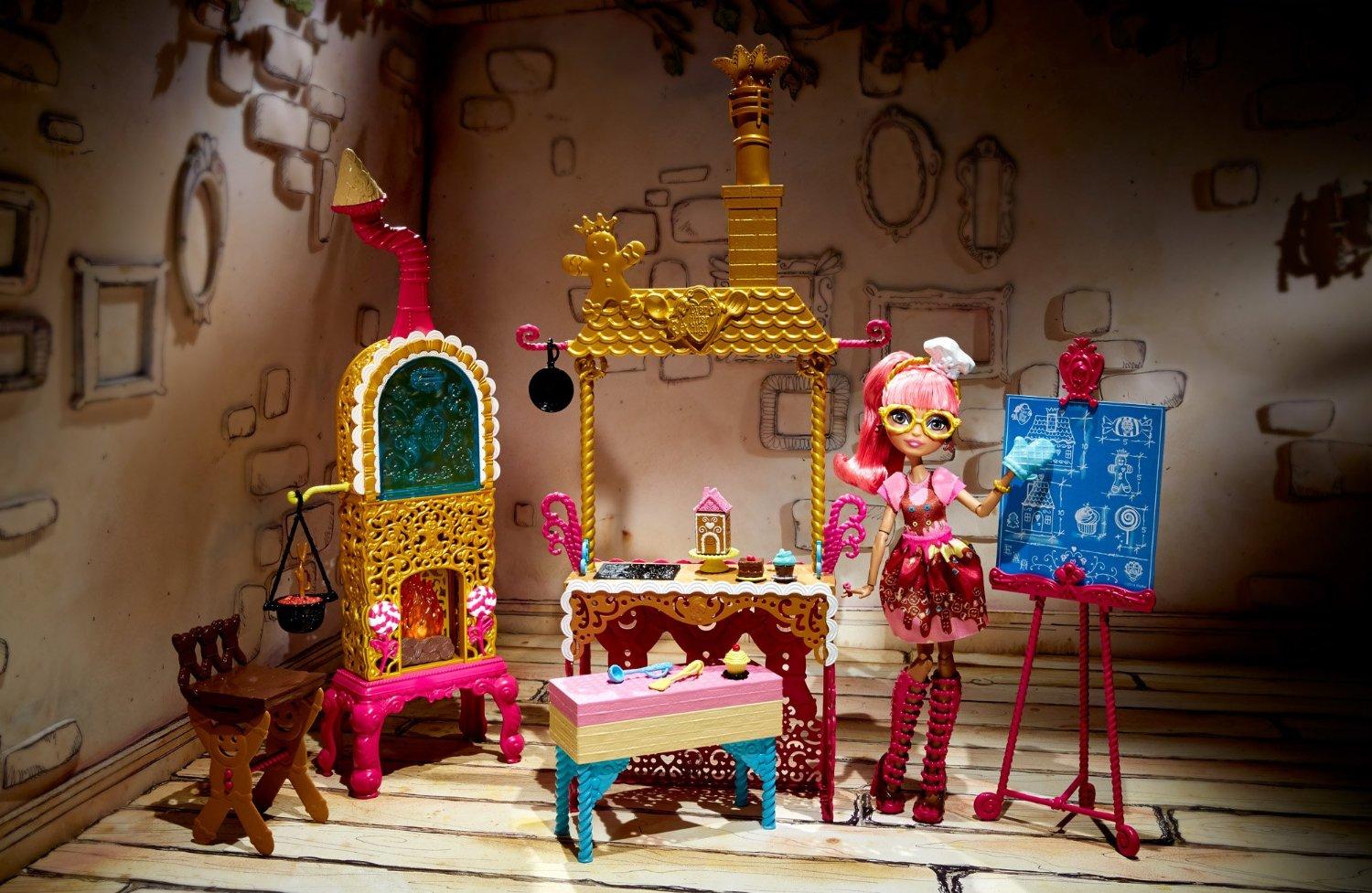 Ever After High Sugar Coated Kitchen with Ginger Breadhouse