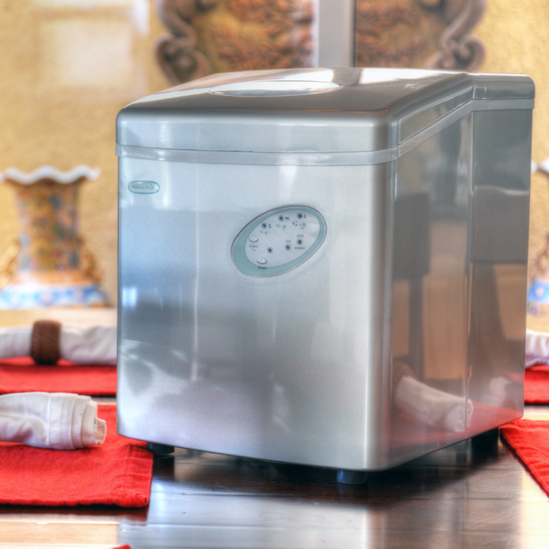 NewAir AI100S 28Pound Portable Ice Maker, Silver Appliances