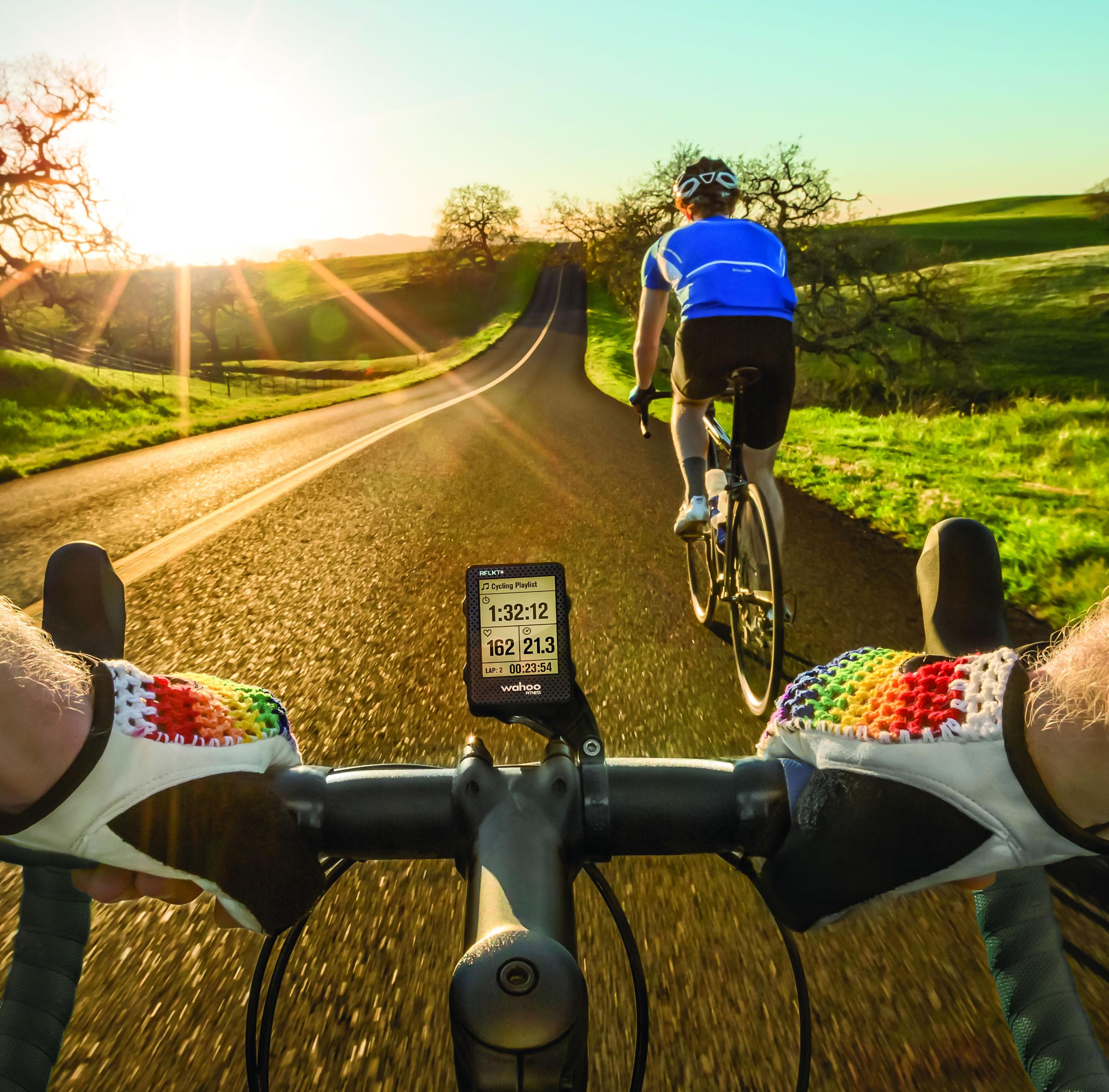 Wahoo RFLKT+ Bike Computer for iPhone & Android Cycling Electronics Accessories