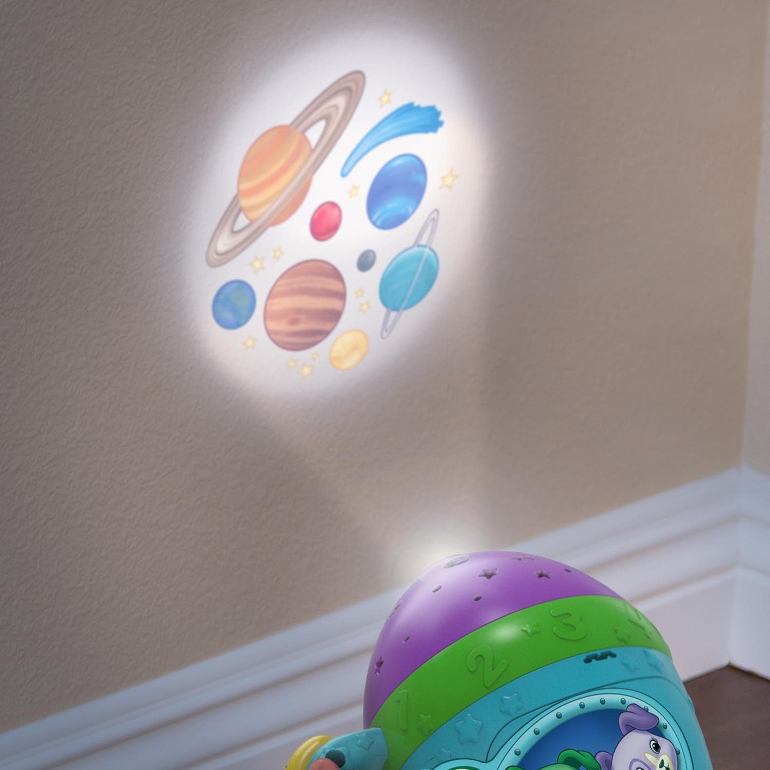 LeapFrog Scout's Goodnight Flashlight Toys & Games