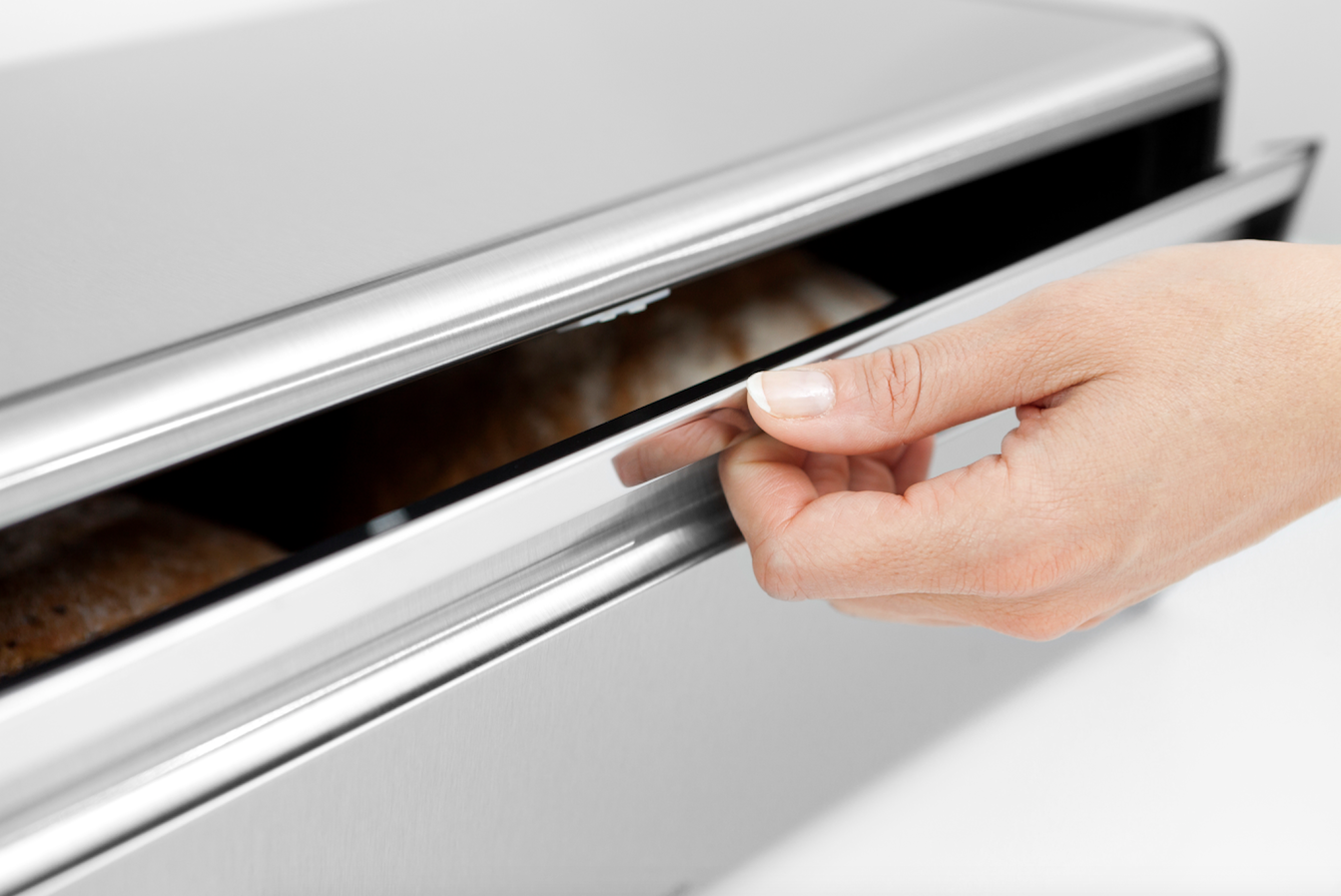 Brabantia Fall Front Bread Box Brilliant Steel with Black Sides, 163463 Extra