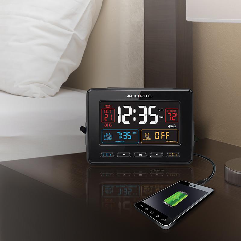 AcuRite 13024 Atomic Dual Alarm Clock with USB Charging