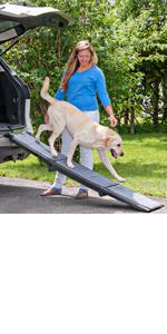 Pet Gear Full Length Carpeted Tri-Fold Pet Ramp