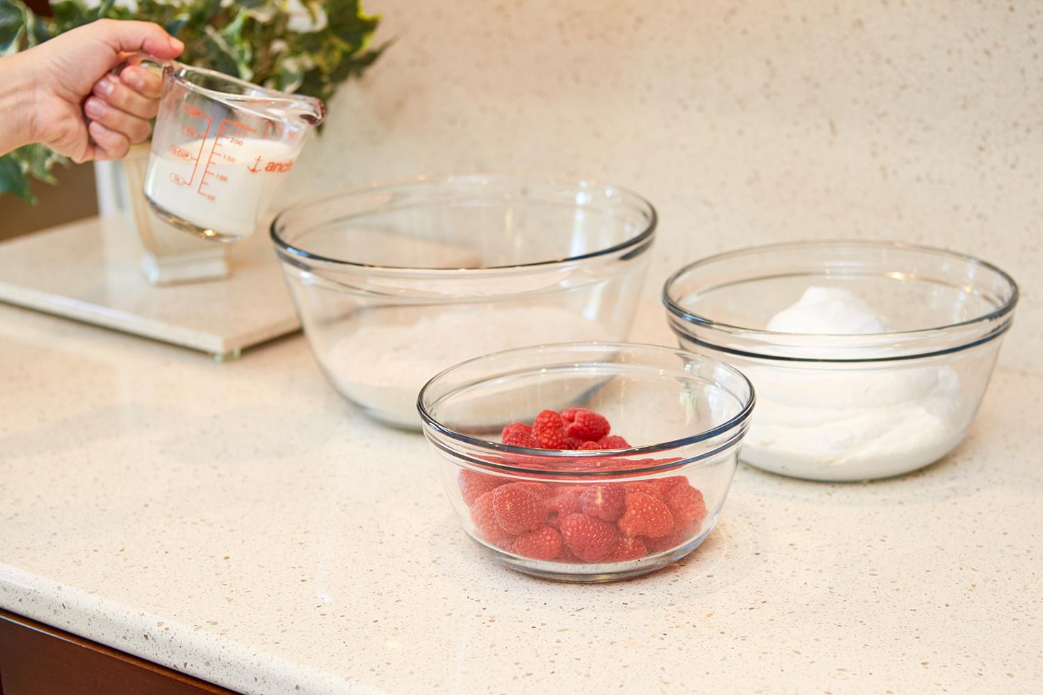 Anchor Hocking Glass Food Prep and Mixing Bowls with Lids