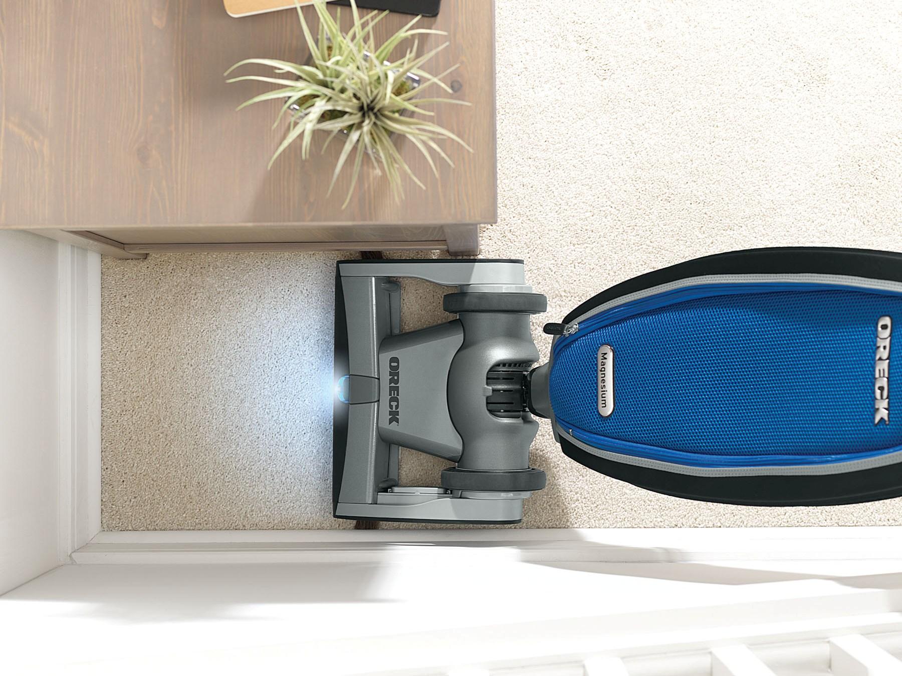 Oreck Magnesium RS SwivelSteering Bagged Upright Vacuum