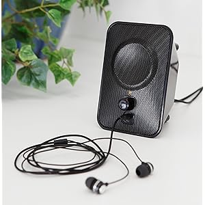 desktop speakers with headphone jack