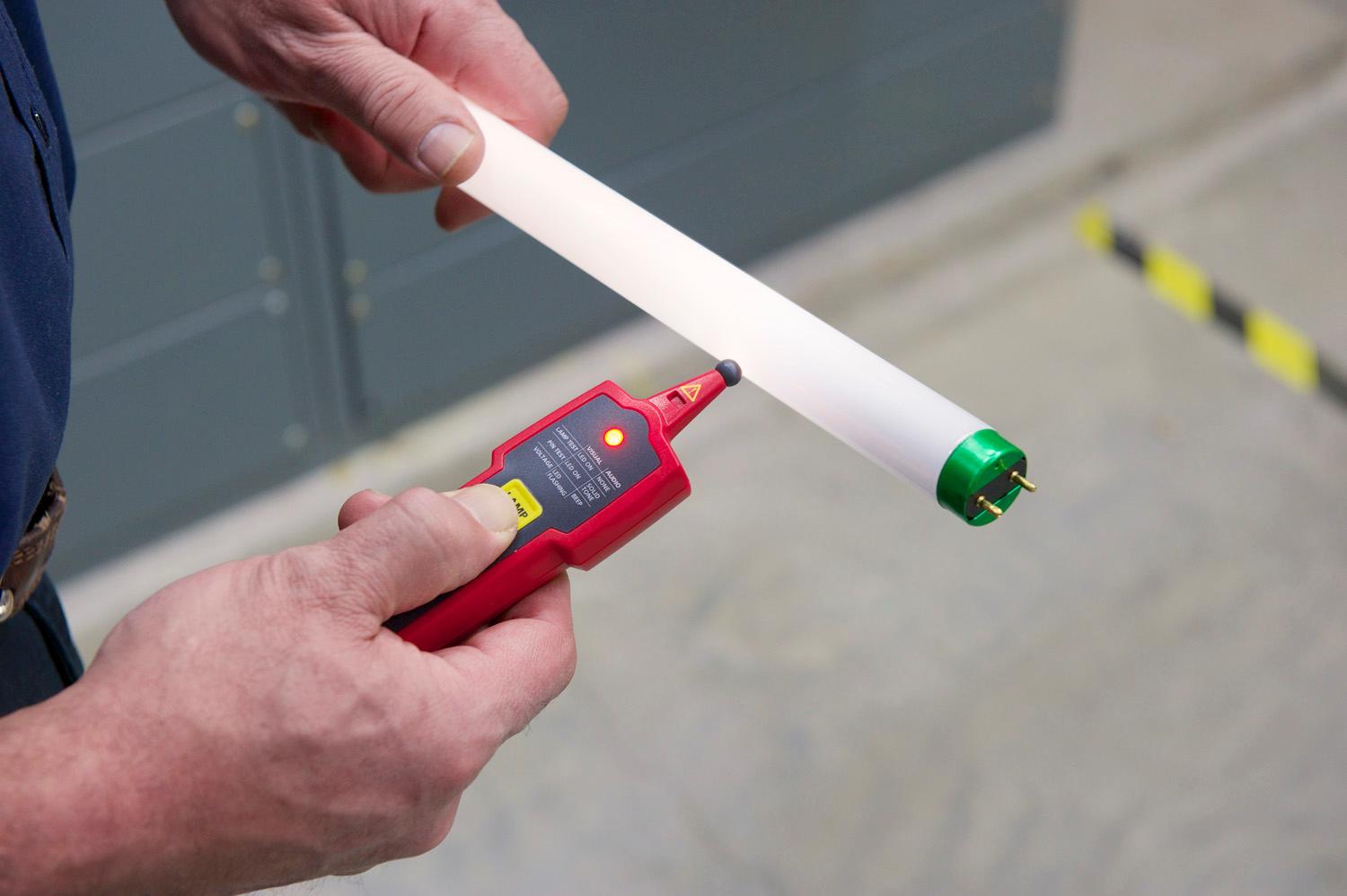 Amprobe LT10 Fluorescent Light Tester with NonContact Voltage