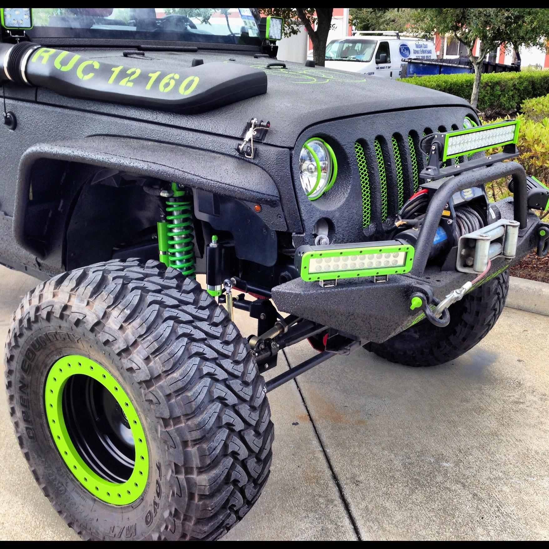 Lund 96073 Genesis Roll Up Tonneau Cover For 2004 2017 Ford F 150 6 5 Bed