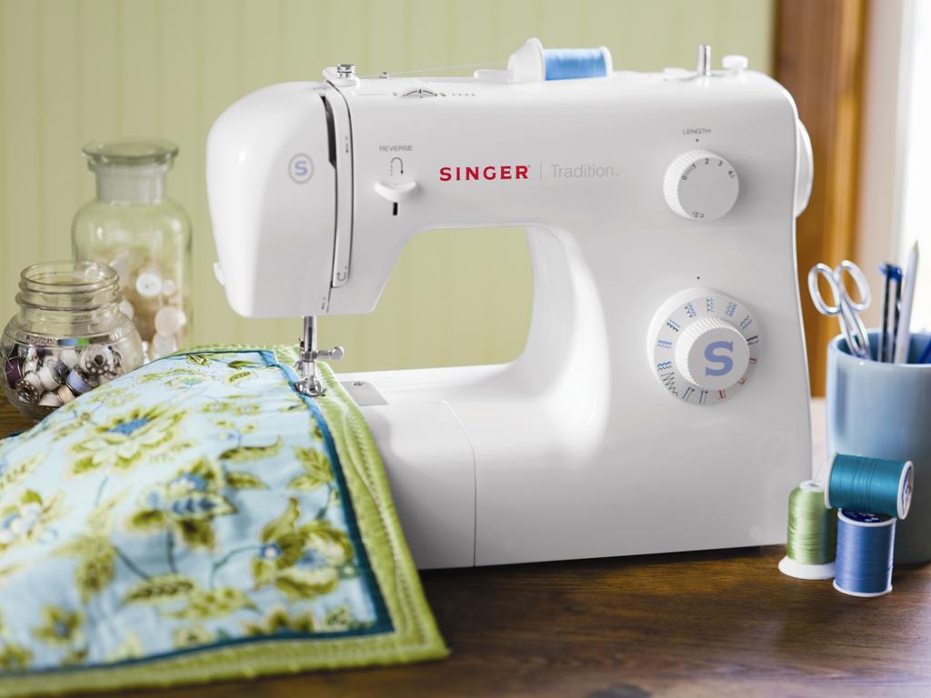 SINGER Tradition 2259 Portable Sewing Machine including