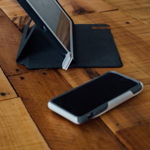 otterbox,iPhone SE,4” iPhone,iPhone Case,defender,iphone 5s,SE case,iphone 5 case,