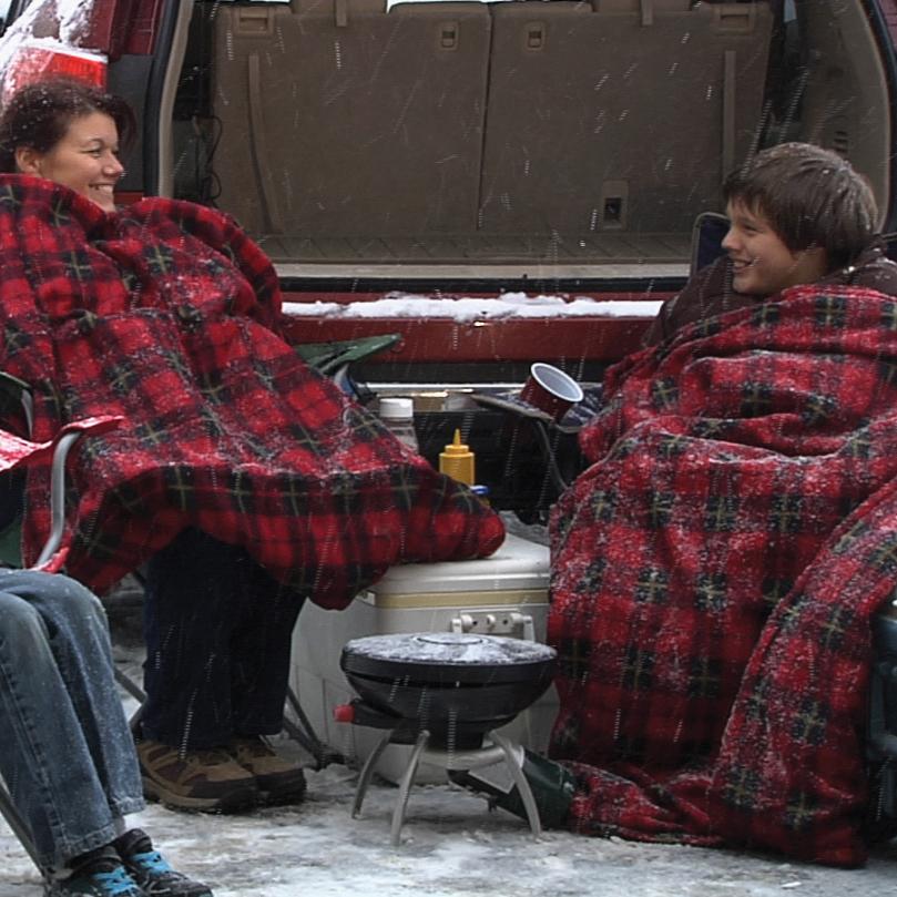 MAXSA 12V Heated Travel Blanket, Navy Blue, Use inVehicle