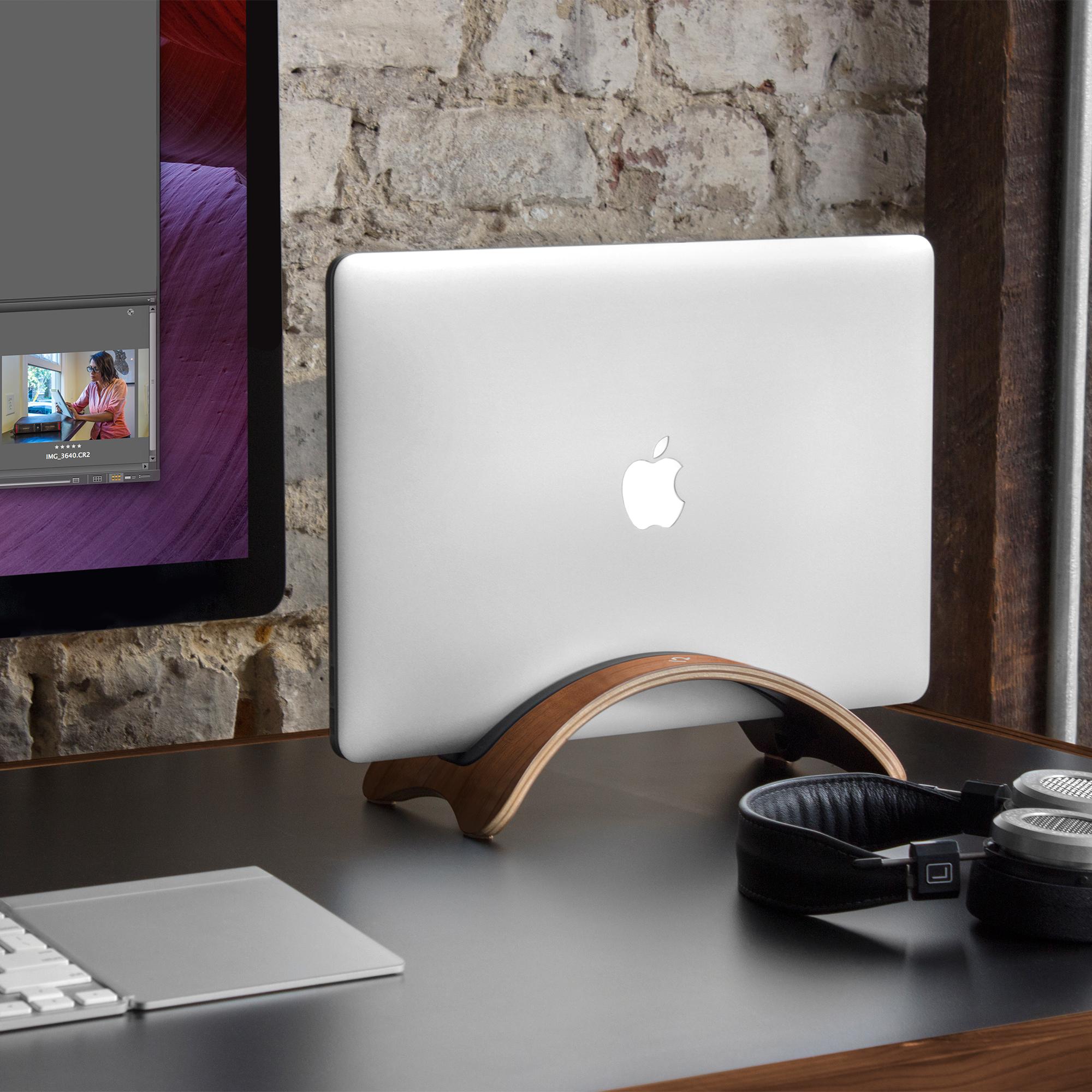 Twelve South BookArc mod for MacBook, walnut Modern wood