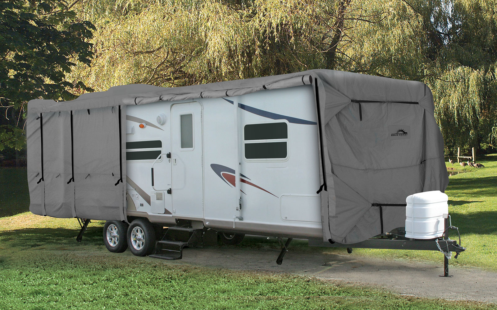Camco 45742 26' ULTRAGuard Class C/Travel Trailer Cover