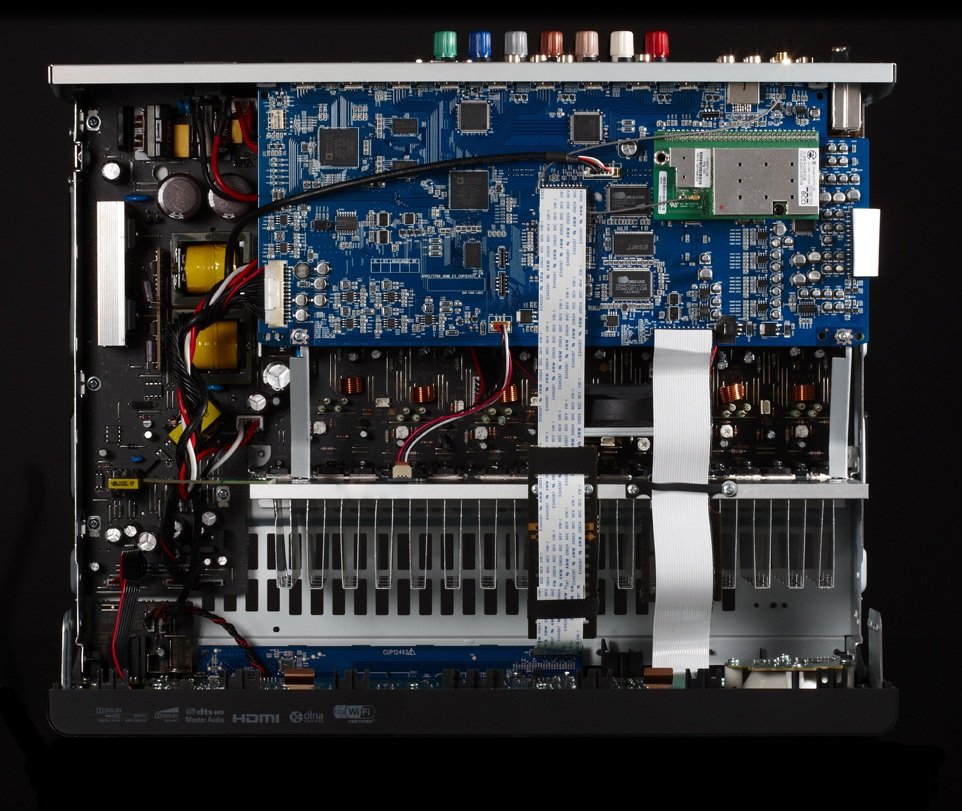 Harman Kardon AVR 3700 7.2Channel 125Watt NetworkConnected Audio