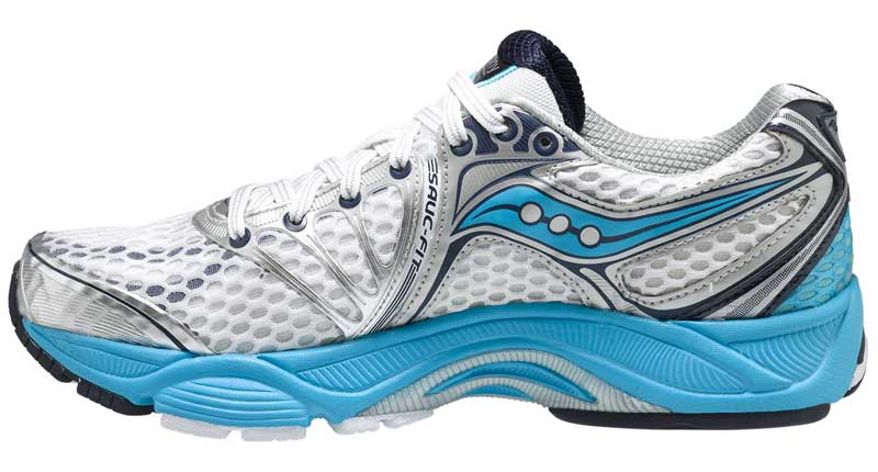 saucony triumph womens running shoes