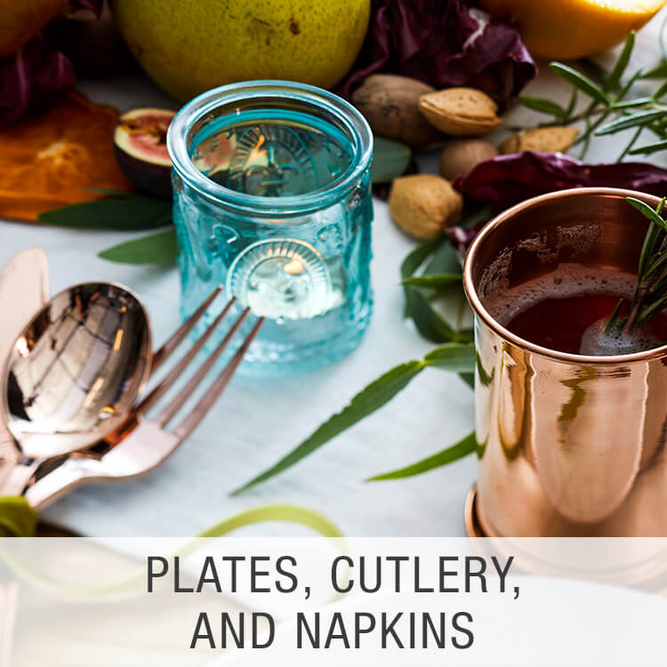 Plates, cutlery and napkins