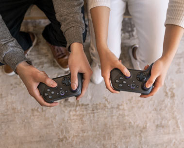 Playing games with Luna Controller.