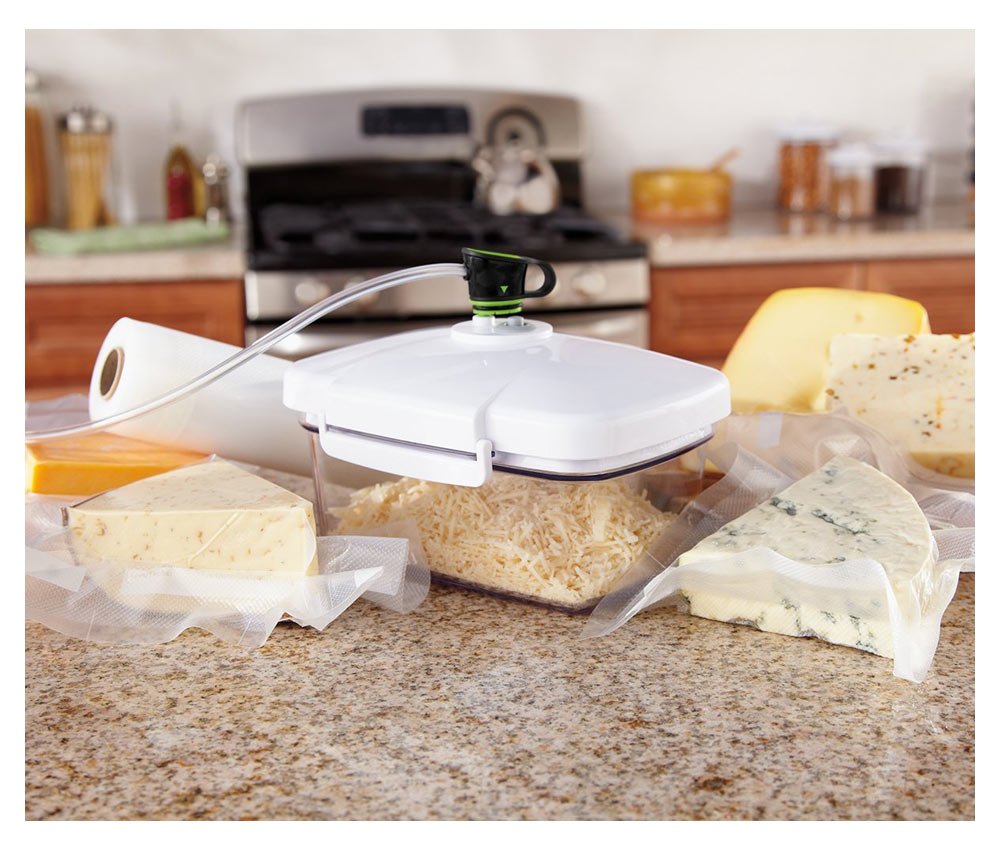 FoodSaver Rectangular Canister with Bonus Cheese Grater