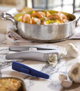 Zyliss Susi 3 Garlic Press lifestyle