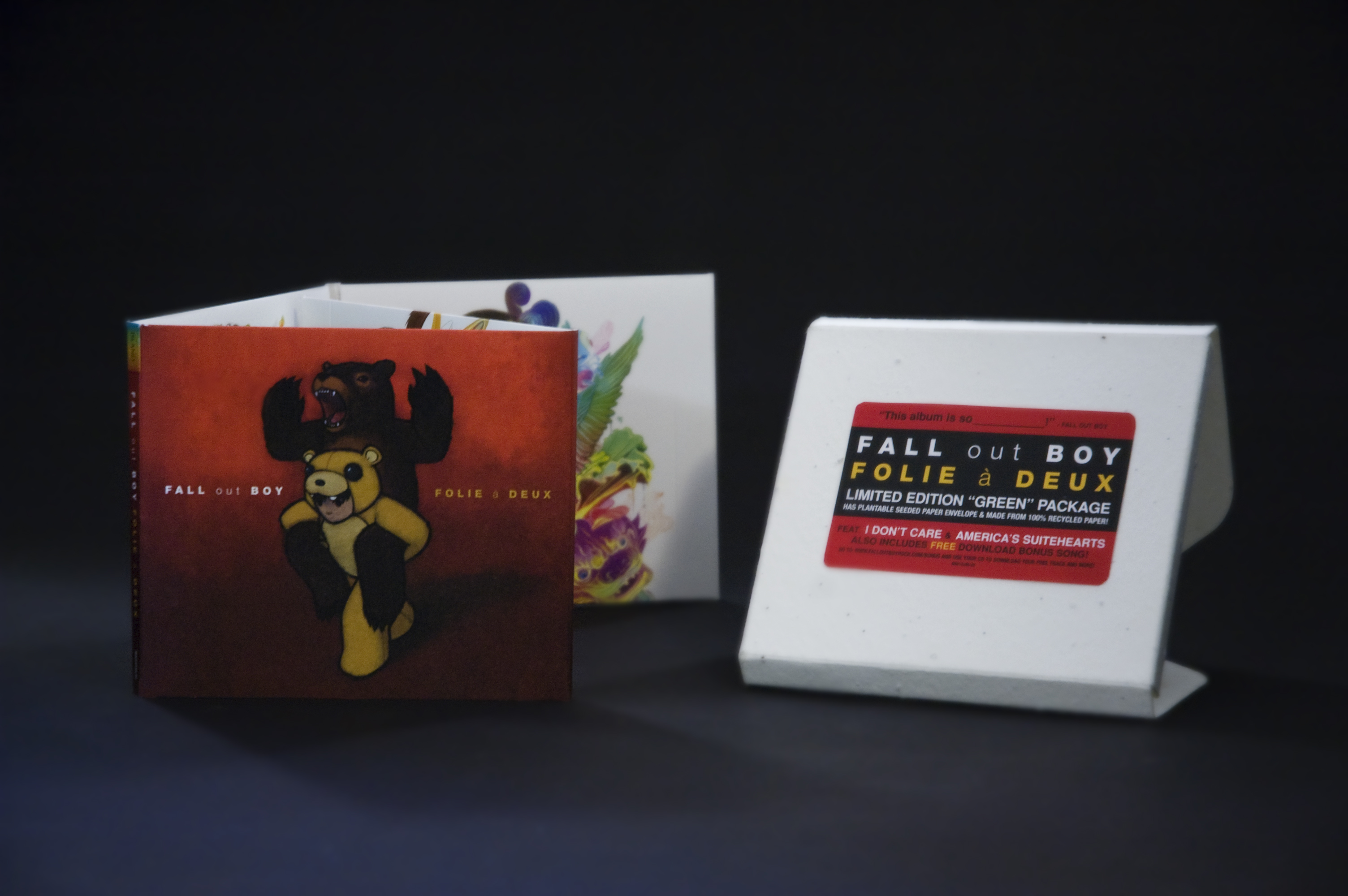 Fall Out Boy Folie a Deux Exclusive [Limited Collector