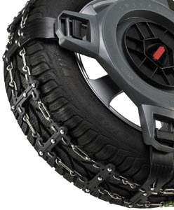 Closeup of the traction arms and chain traction strip combination of the Spikes-Spider Sport Series Winter Traction element