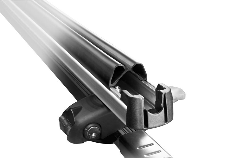 Thule Universal Flat Top 4Pair Fat Skis with Locks