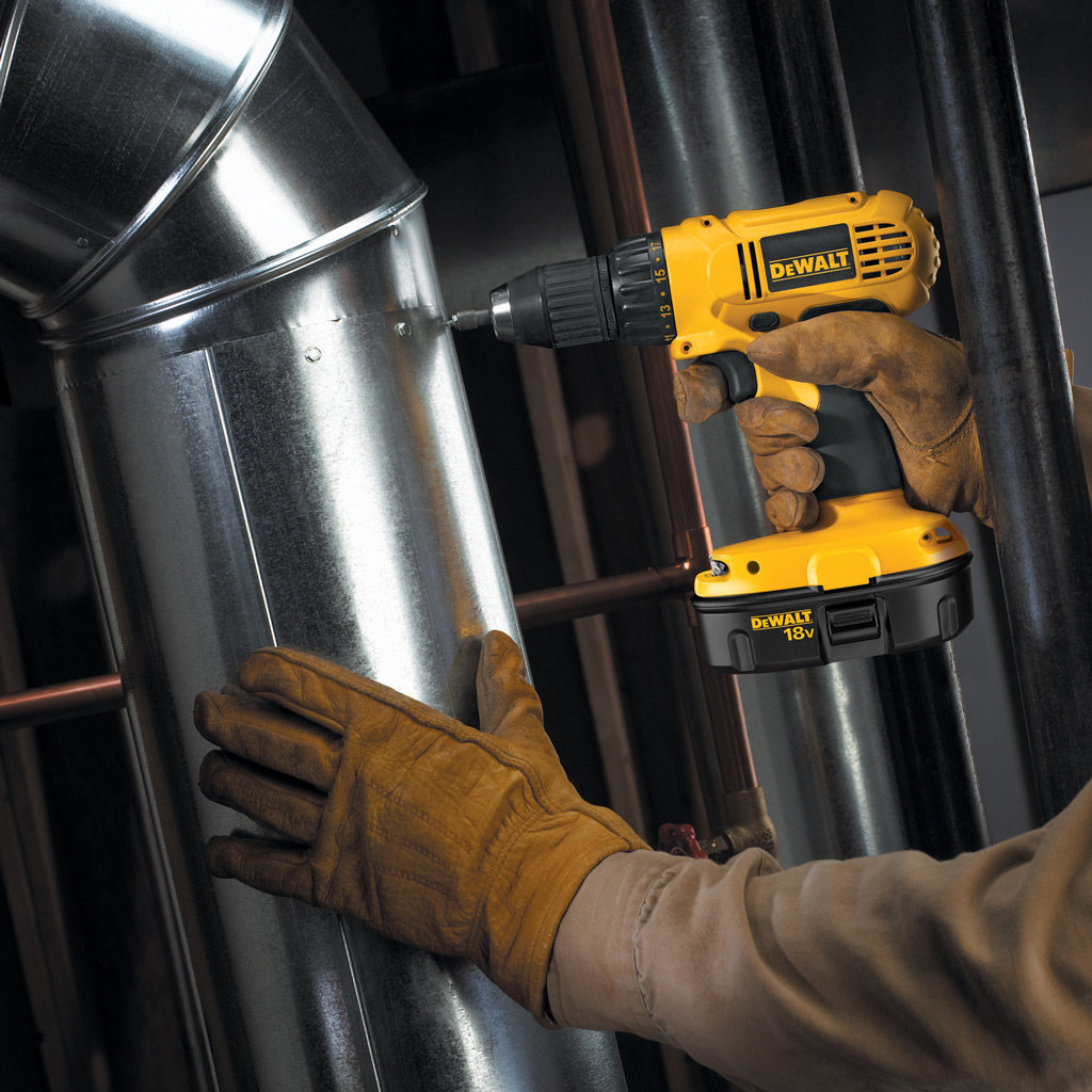 DEWALT DC970K2 18Volt Compact Drill/Driver Kit Home