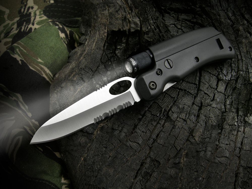Tool Logic SL1 Tactical Folding 1/2 Serrated Knife With HandsFree