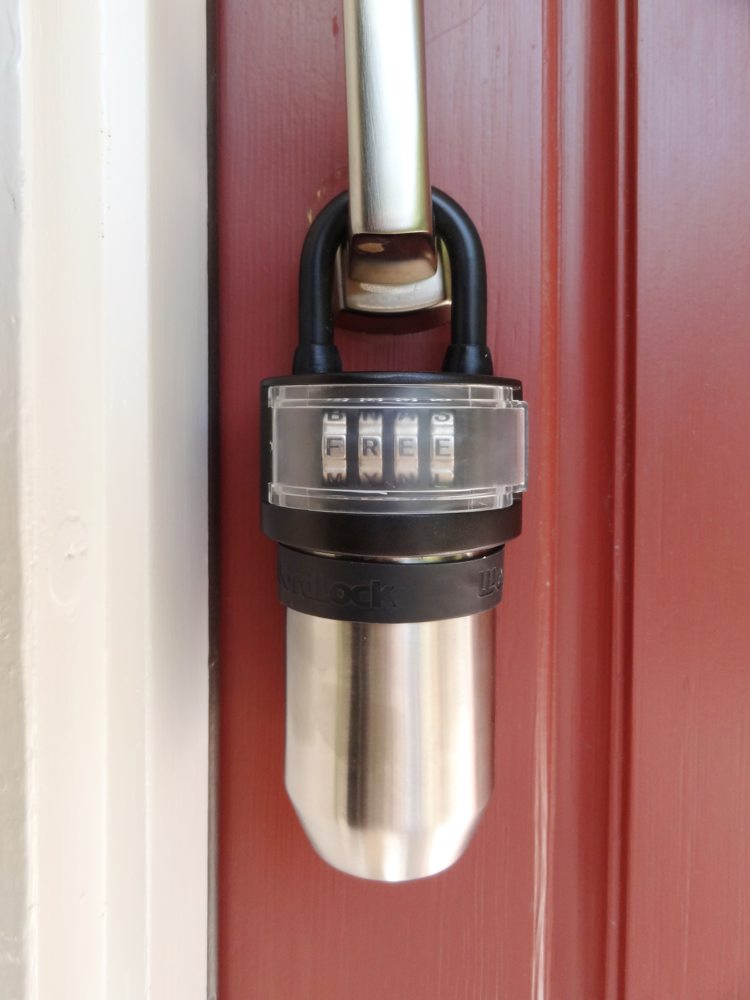 WordLock KS052BK StorMore Key Storage Box with 4 Dial, Black Door